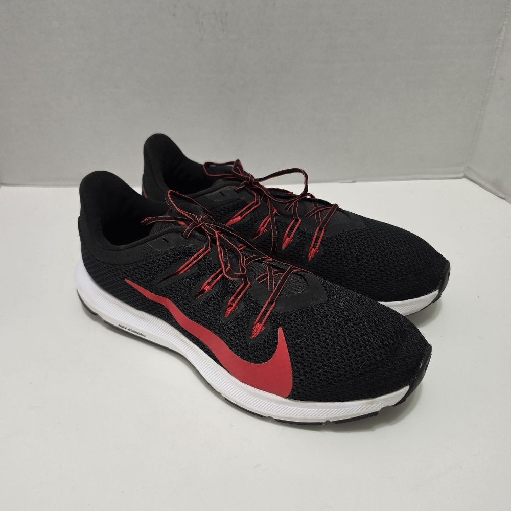 Nike Mens Quest 2 Black &‎ Red Running Sneakers C13787-001 Size 10.5